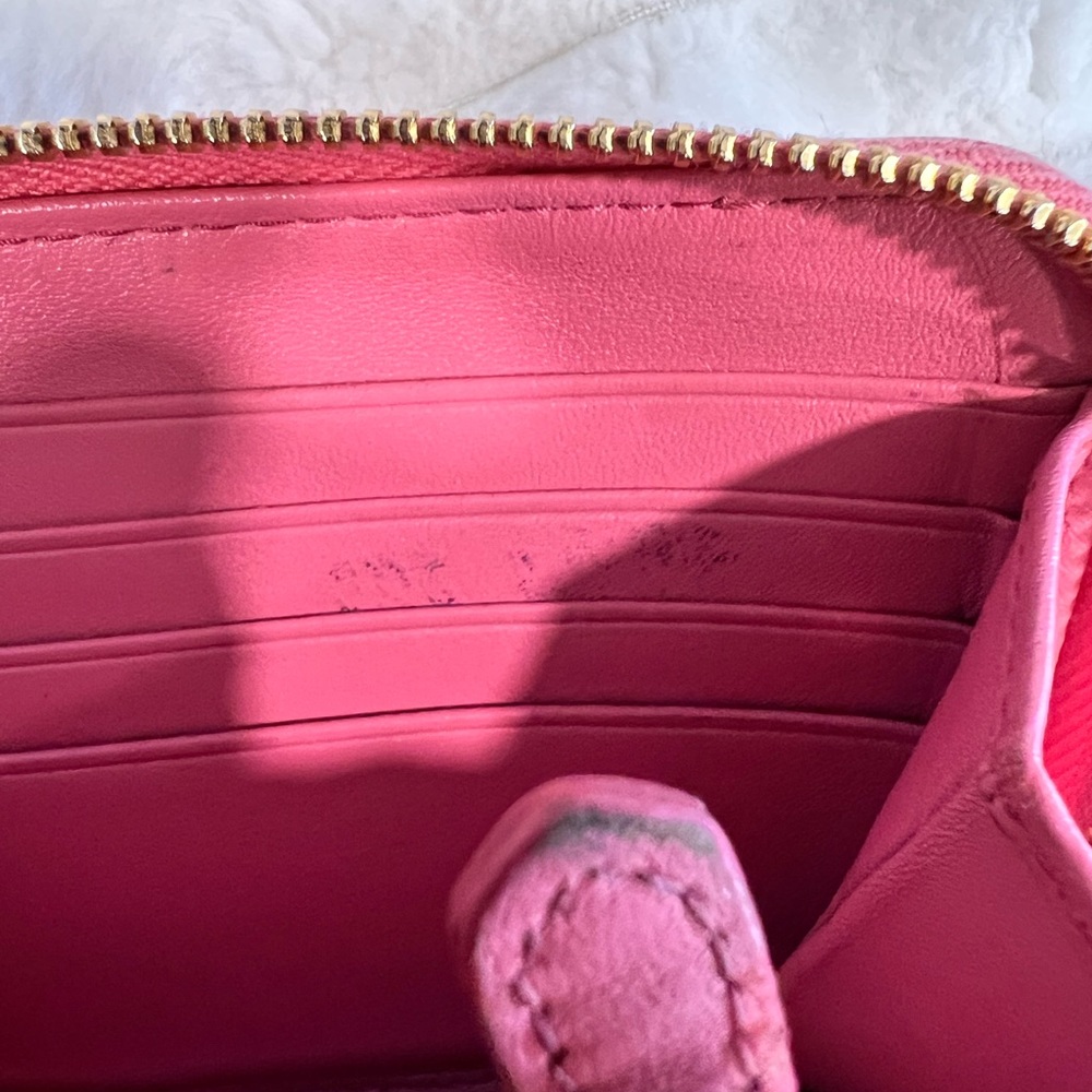 Authentic Pink PRADA Long zippy wallet - Picture 4 of 6